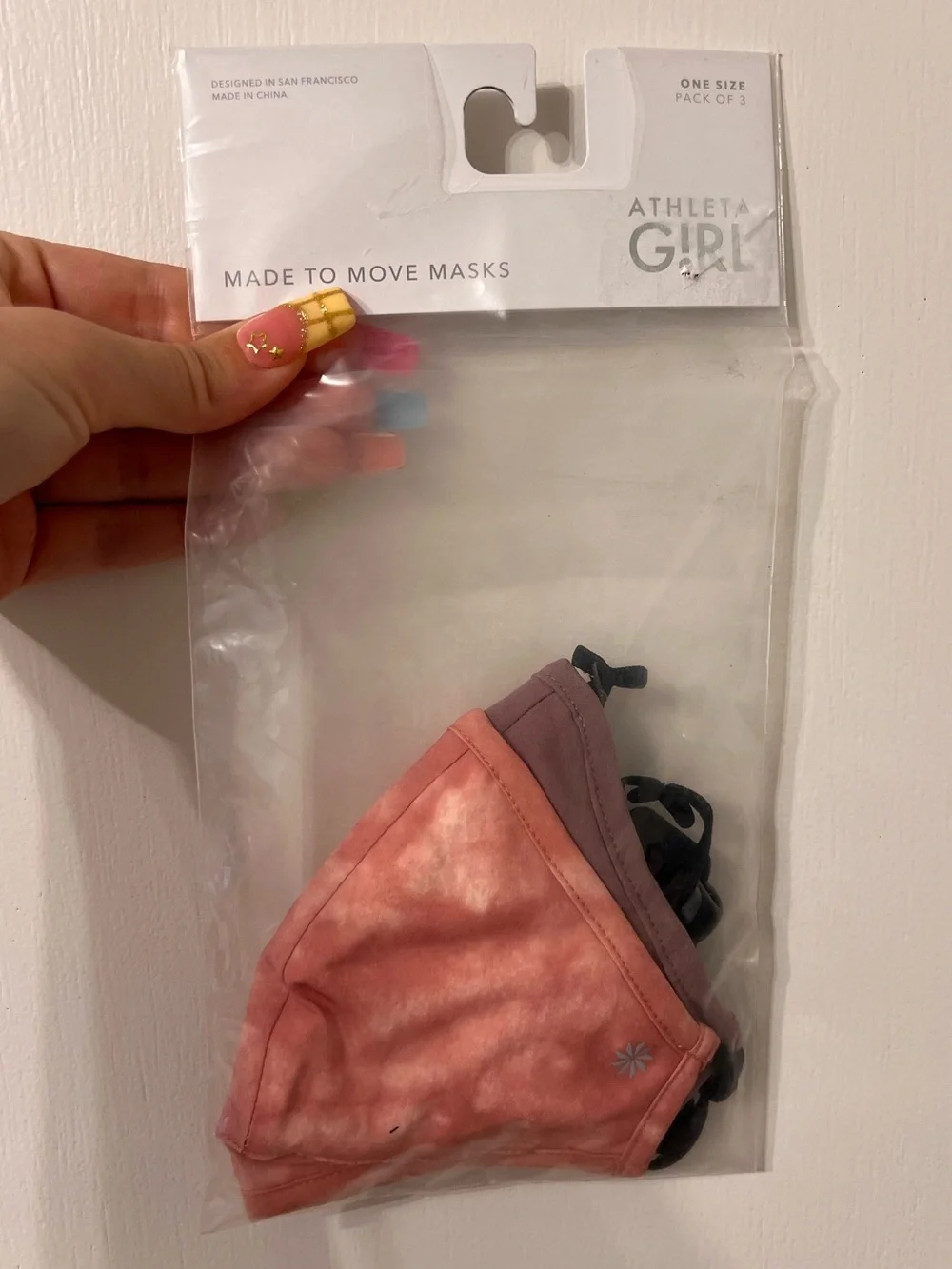 NIB ATHLETA MADE TO MOVE FACE MASKS ✨